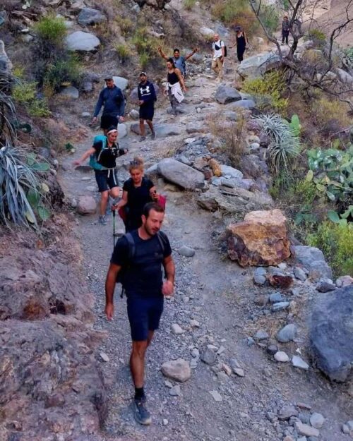 3-day-colca-canyon-trek-mountain-bike-tour-downhill-walk-group 3-daagse Colca Canyon Trek + Mountainbike