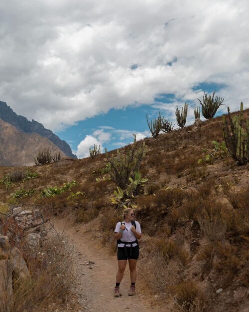 3-day-colca-canyon-trek-mountain-bike-tour-hiker 3-daagse Colca Canyon Trek + Mountainbike