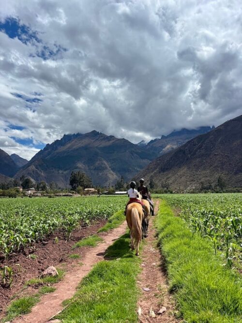 Horseback riding Sacred Valley
